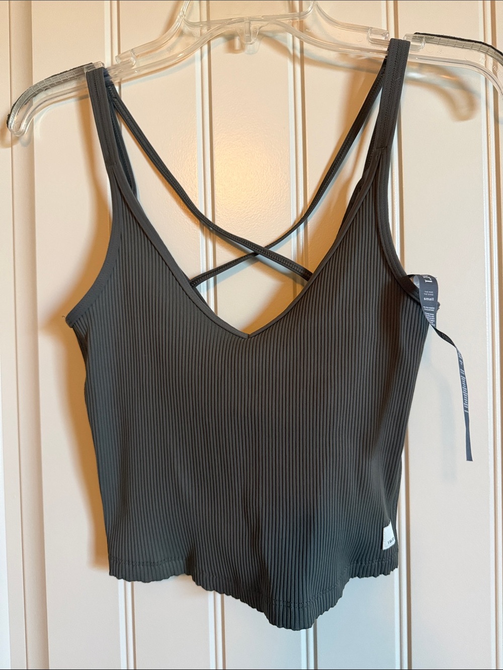 Vuori the rise the shine Ribbed V-Neck Strappy Cami Tank - Dark Gray